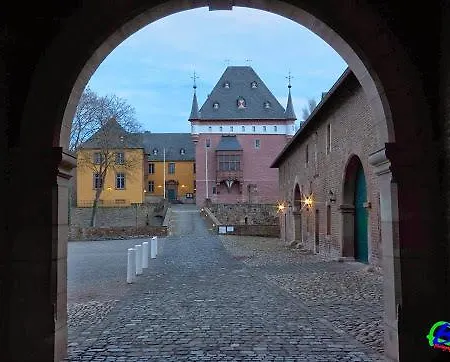 Peterhoff 2*